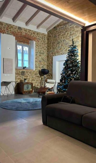 Loft Officina Di Leonardo Nel Centro Di Vinci Appartement Buitenkant foto